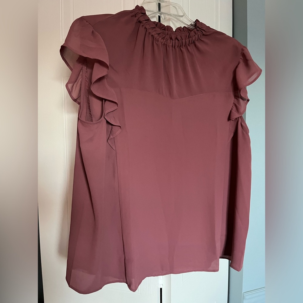 Dusty pink reitmans blouse